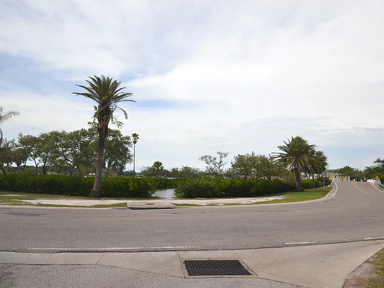 329 Moorings Cove Dr — Photo 59