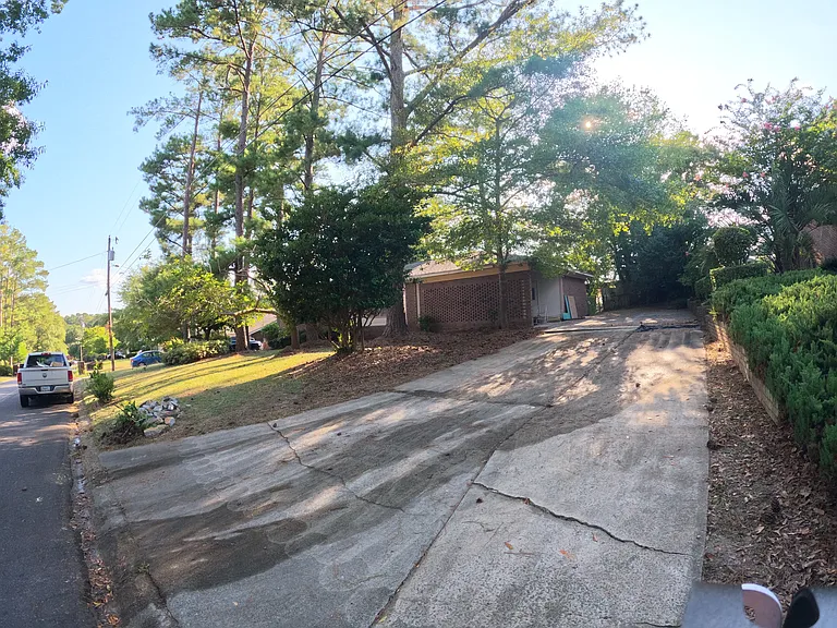 207 Deerwood Cir — Photo 12