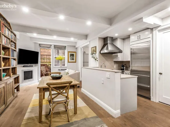 64 East 94th Street image 4 of 10