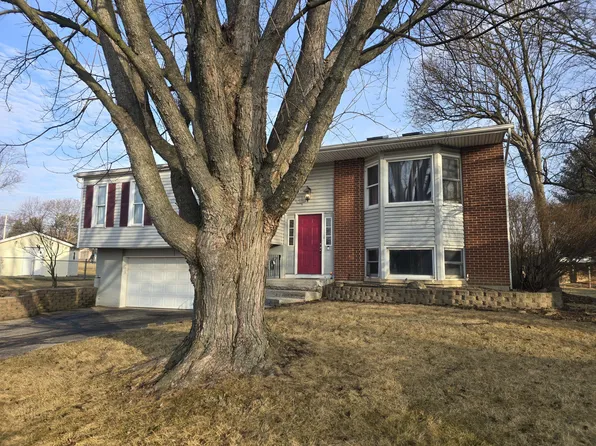 79 Maple Ct, Hebron, IN 46341