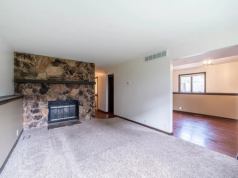77 Joy St #77 — Photo 2
