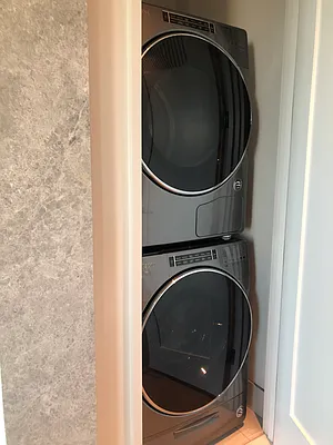 Rented by Nami New York Property LLC | media 30