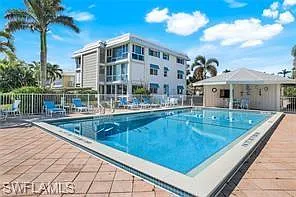 2100 Gulf Shore Blvd N #120 — Photo 21