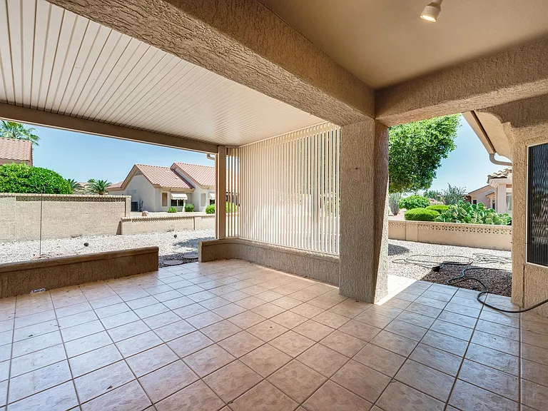 15304 W Heritage Dr — Photo 32