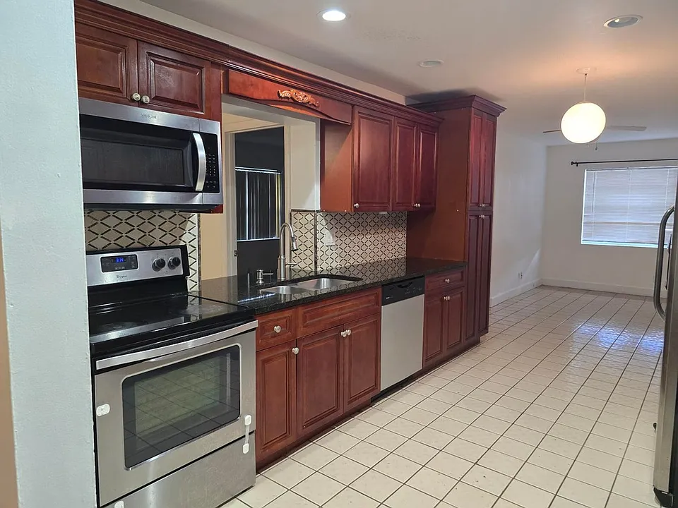 4125 Pine Branch Cir