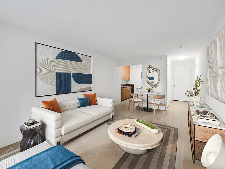 66 W 38th St #10-F — Photo 1