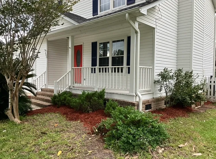 606 Dolphin Dr