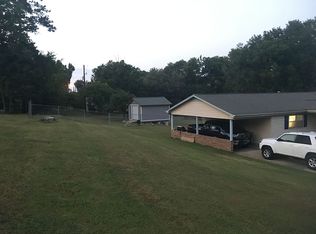 395 Dewberry Ln, Lindale, GA 30147