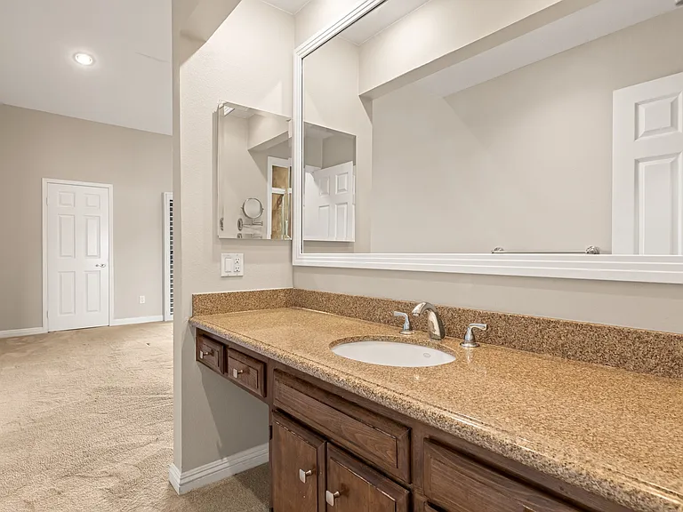 8600 Tuscany Ave #424 — Photo 17
