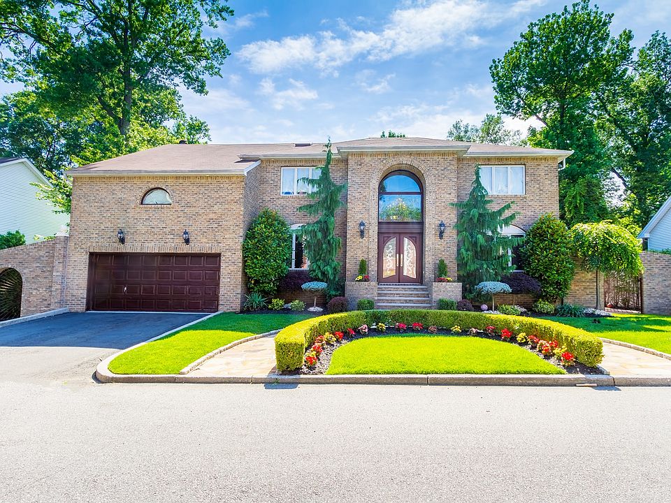     one family 5 bedroom 