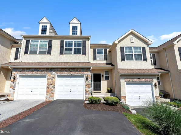 53 Lukens Mill Dr, Coatesville, PA 19320