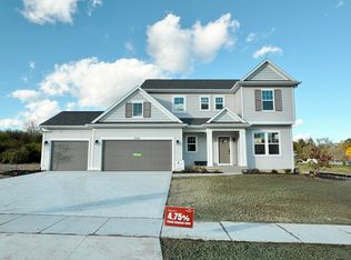 8345 Kettle Oak Dr SE, Alto, MI 49302