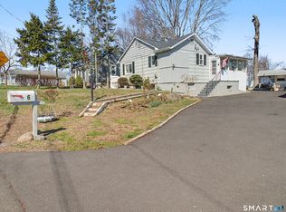 6 Windy Hill Road, Milford, CT 06460