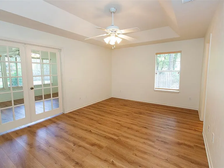2340 NW 16th Ave — Photo 17