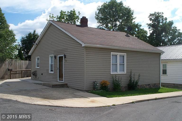 Exterior (Front)