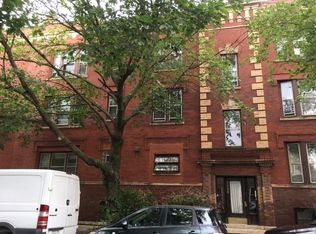 2906 N Greenview Ave #3, Chicago, IL 60657