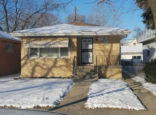 293 E 163rd St, Harvey, IL 60426
