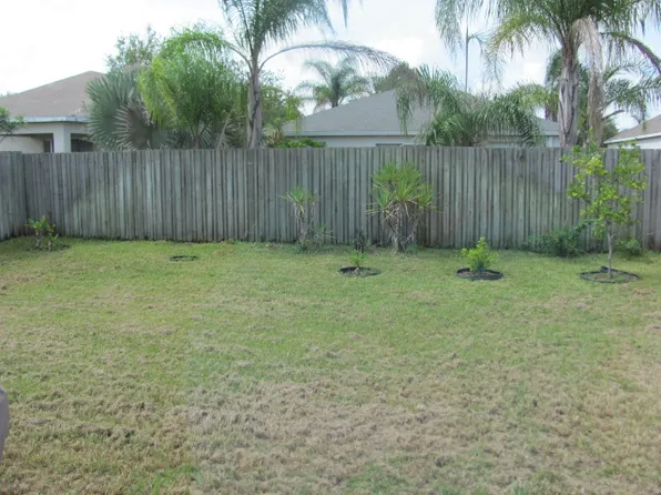 7625 Clovelly Park Pl, Apollo Beach, FL 33572