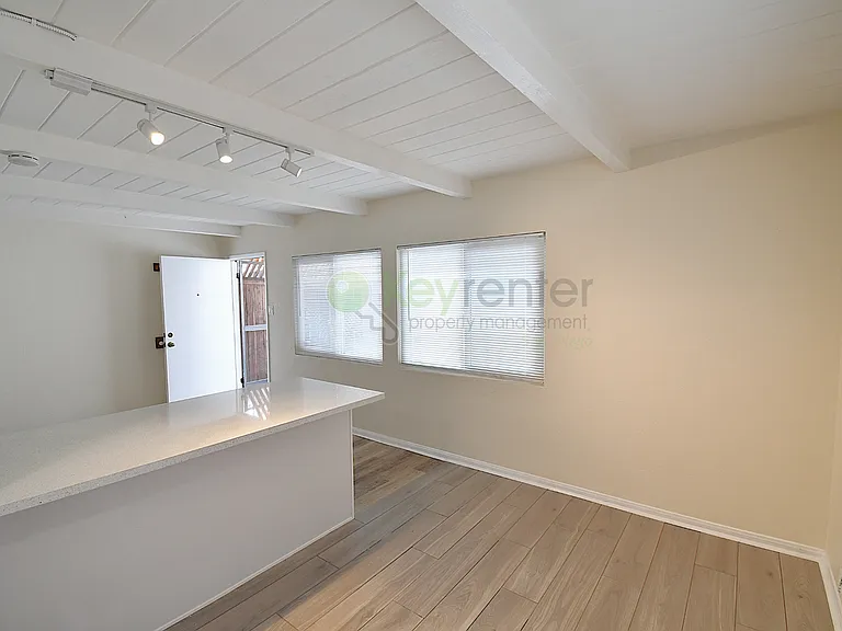 622 N Nevada St — Photo 13