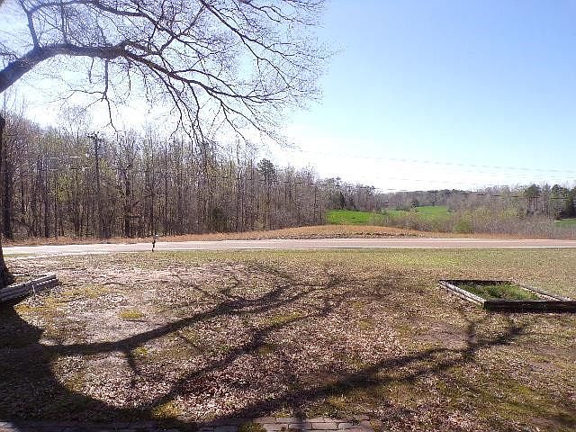 2nd image of 274 Finger Leapwood Rd