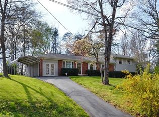 403 Rowland Rd, Swannanoa, NC 28778