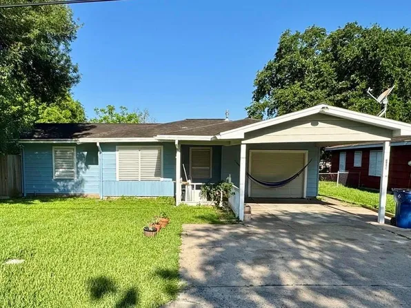 309 S Orchid Dr, Texas City, TX 77591