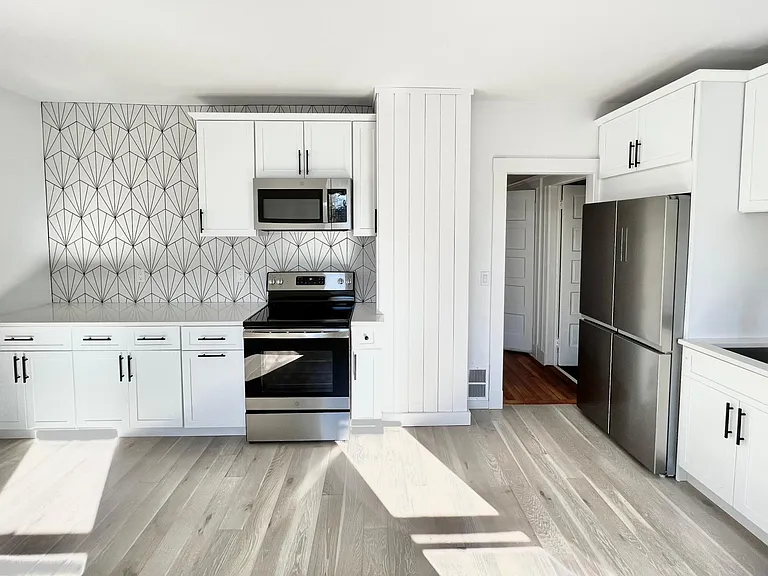 37 Saint Margaret St #2 — Photo 4