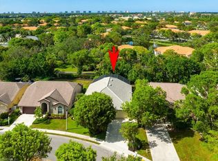 7747 Citrus Hill Ln, Naples, FL 34109