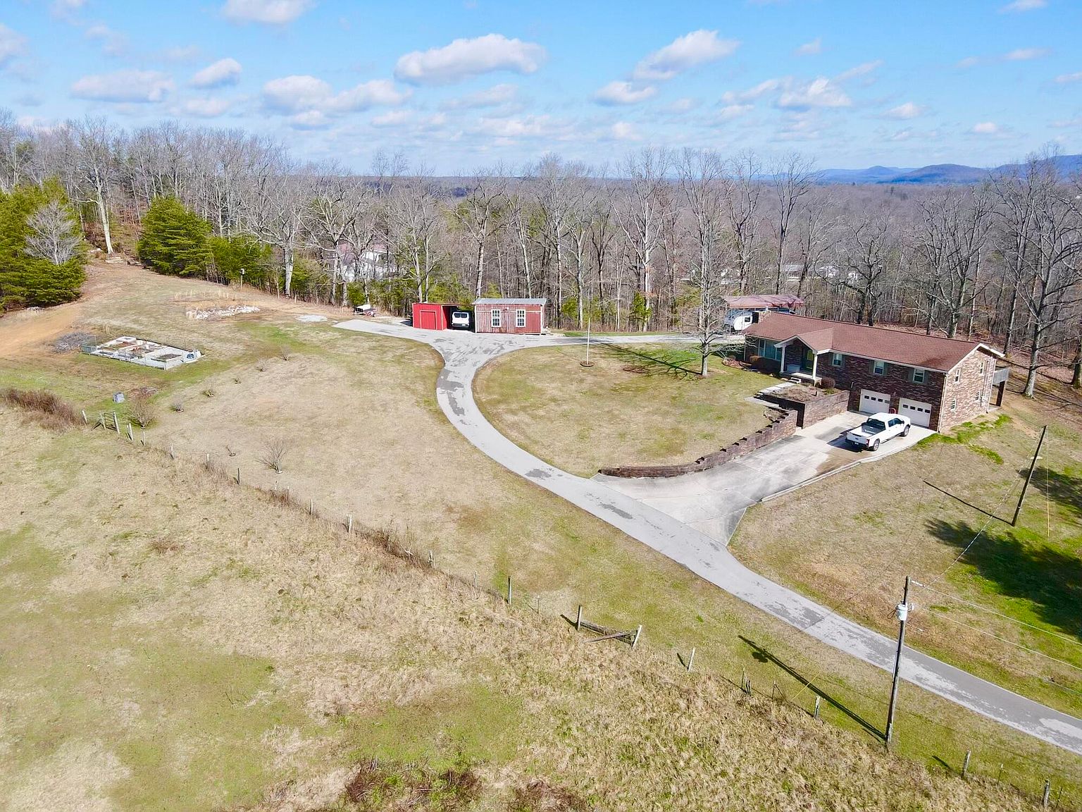 159 Privett Rd, Strunk, KY 42649 | Zillow