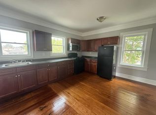 60 Bogle St, Fall River, MA 02723