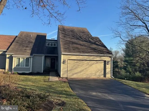 1135 Mews Ln, West Chester, PA 19382