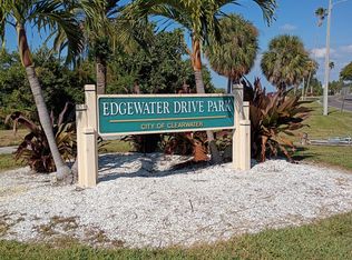 1141 Sunset Point Rd APT 2, Clearwater, FL 33755