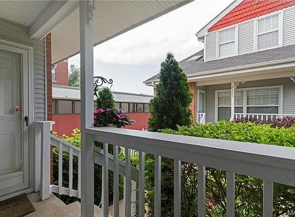 4th image of 3123 Park Hampton Ct