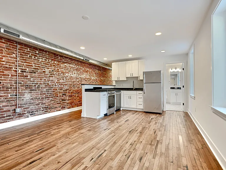 3201 Eastern Ave #2 — Photo 6