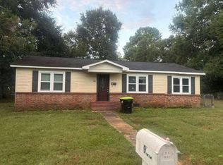 903 W 5th St, Sylacauga, AL 35150