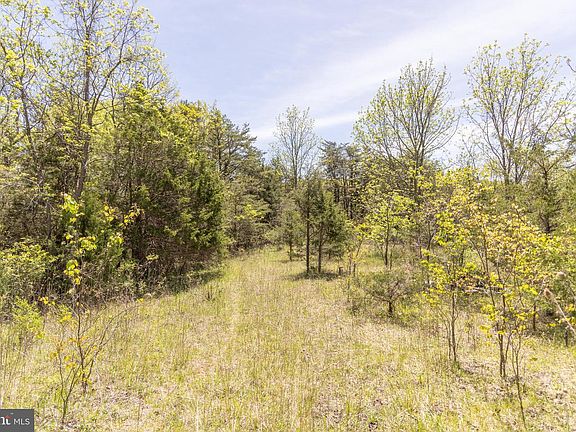18th image of Wayside Creamery Rd