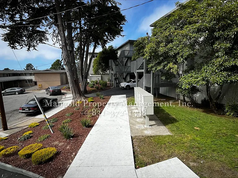Arkwright Apartments — Photo 22