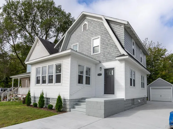 2615 Gratiot Ave, Port Huron, MI 48060