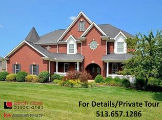 7156 Southampton Ln, West Chester, OH 45069
