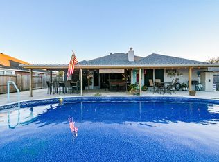 4923 Cotton Creek Dr, Cove, TX 77523