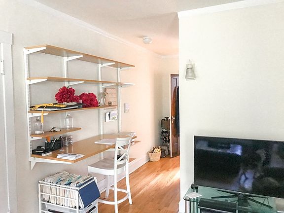 2nd image of 2901 N Seminary Ave #1056-001