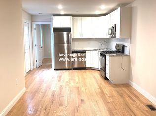 9 8th St APT 1A, Cambridge, MA 02141