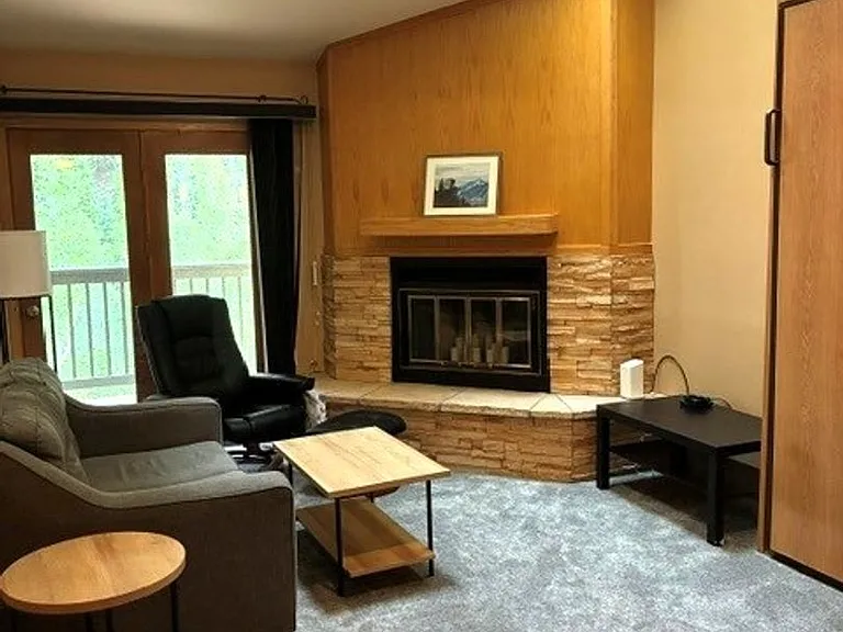 400 W Main St #306 — Photo 6