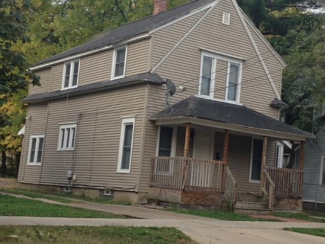 1st image of 904 Kalamazoo Ave SE #906