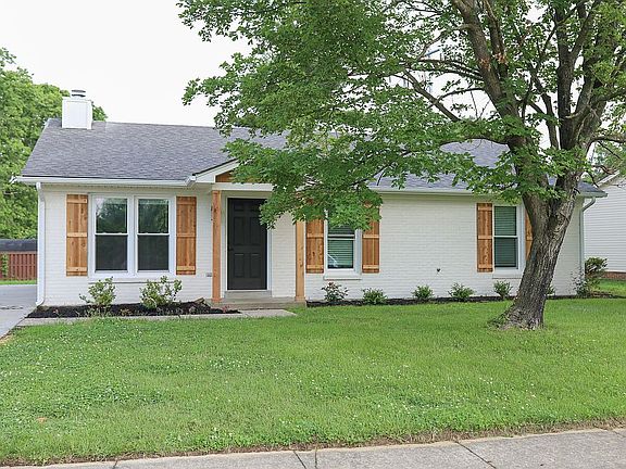 3rd image of 3809 Forest Green Dr