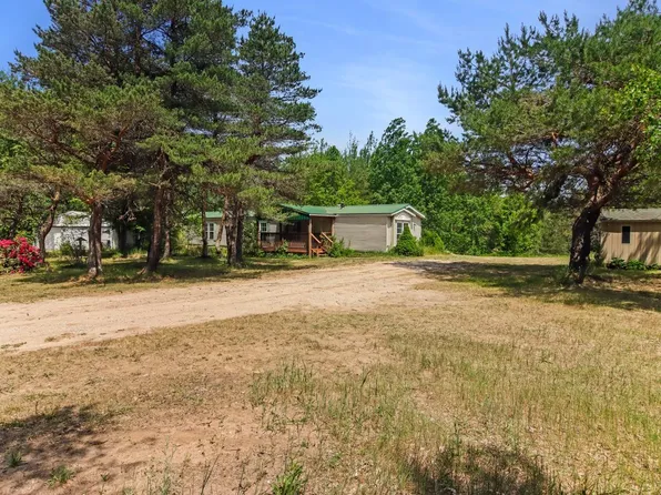 9663 Bailey Rd, Mancelona, MI 49659