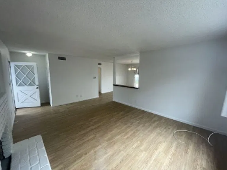 1349 Taft St — Photo 8