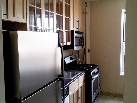 5th image of 56-05 31st Ave APT 6P