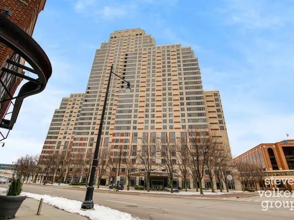 99 Campau Cir NW, Grand Rapids, MI 49503