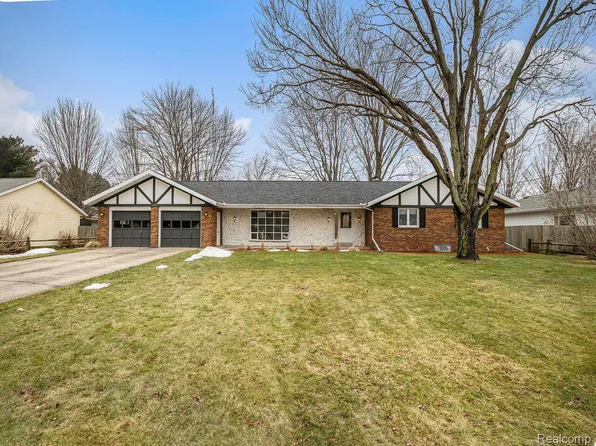 6570 Jericho Rd, Stevensville, MI 49127